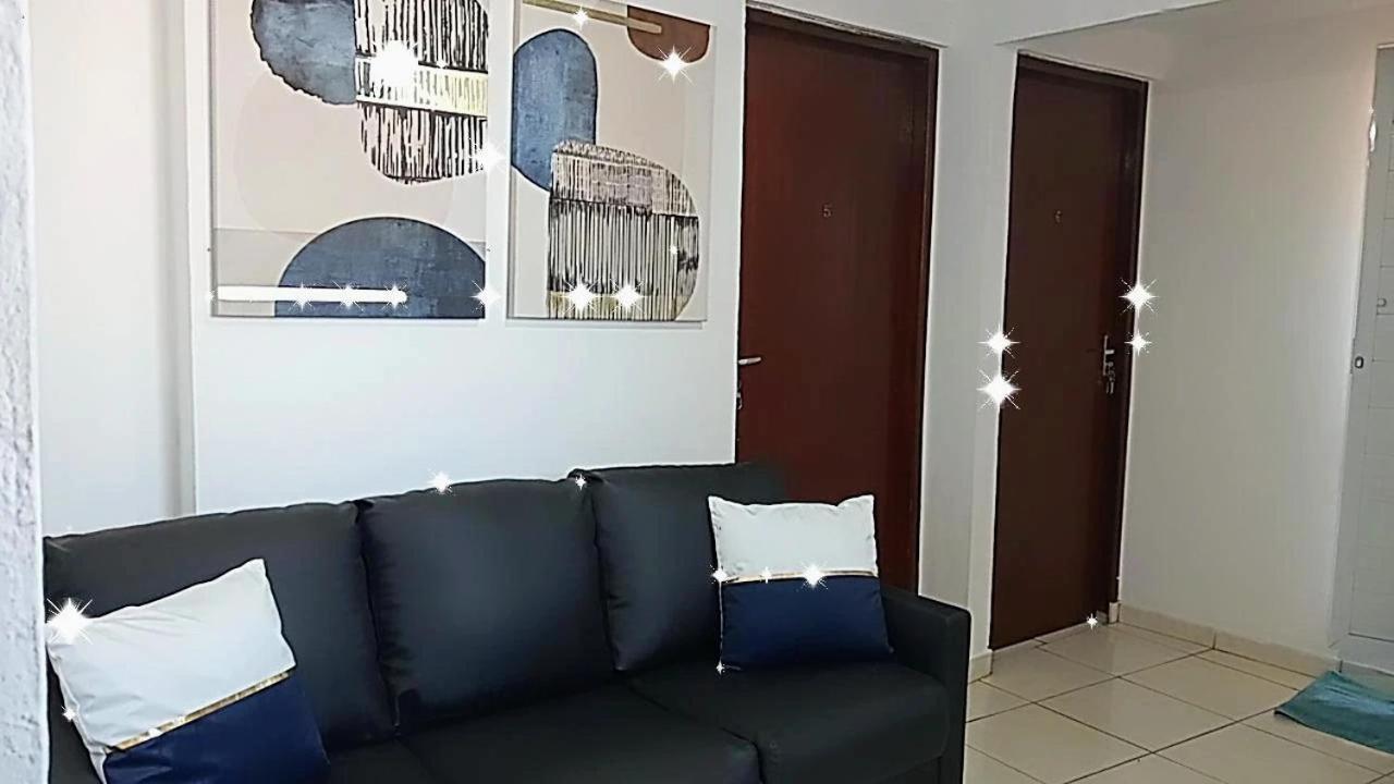 גווארולוס Vitoria Hostel מראה חיצוני תמונה
