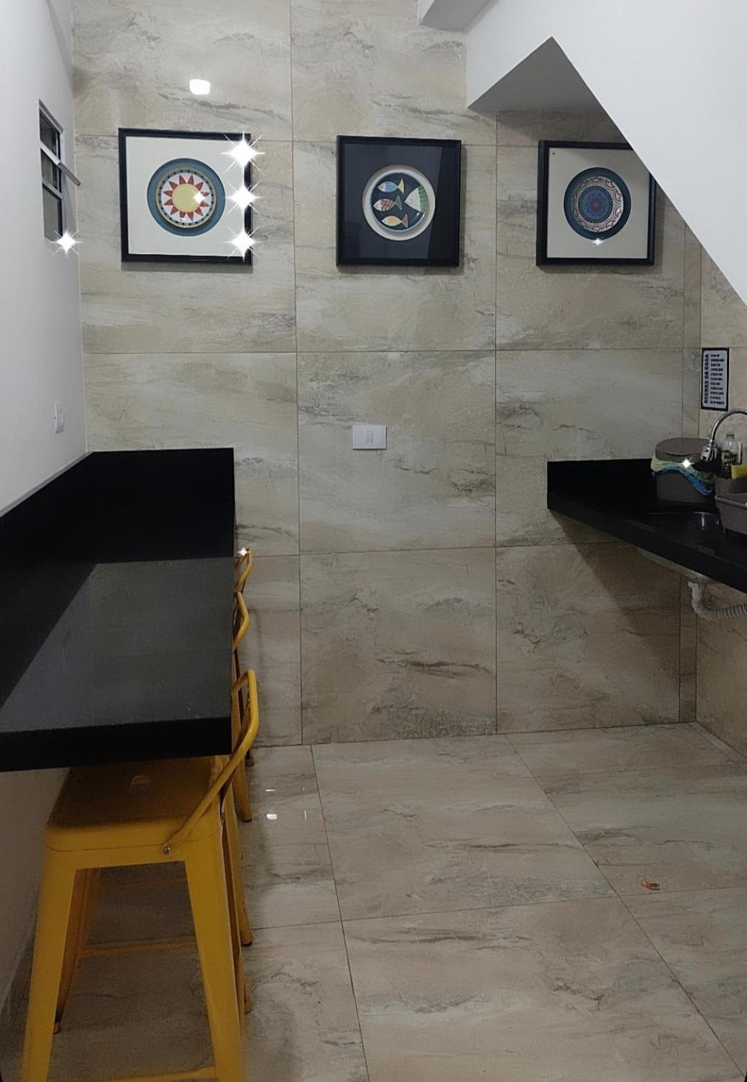 גווארולוס Vitoria Hostel מראה חיצוני תמונה