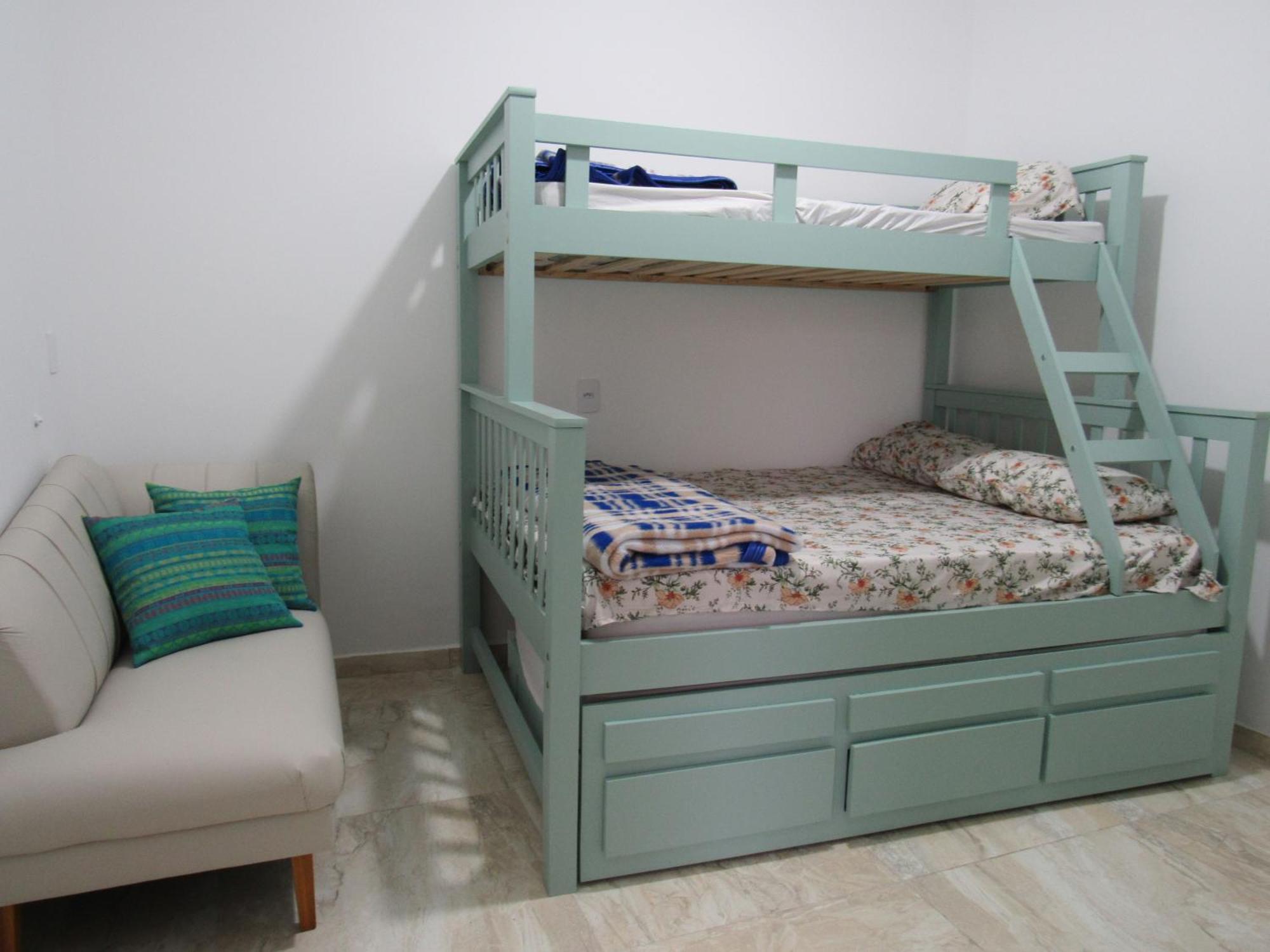 גווארולוס Vitoria Hostel מראה חיצוני תמונה